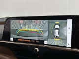 バックガイドモニターで、後方を確認しながら安心して駐車することができます。運転初心者も熟練者も必須の機能ですよ!