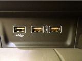 充電用USBジャック付きです♪