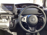 Honda認定中古車 U-Selectは3つの安心をお約束します。■Honda車のプロが整備した安心■第三者機関がチェックした安心■購入後もHondaが保証する安心
