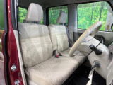 運転席シート廻りは使用感も少なく、良好な状態となっています。丁寧に使われていたことがよくわかりますね。