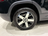 車両は屋内展示しておりますので天候に関係なくごゆっくりコンディションご確認頂けます。車両を倉庫へ保管している場合が御座いますのでご来店前に在庫確認頂けると幸いです。TEL072-784-8800