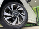 【純正15インチアルミホイール】外観にマッチした純正アルミホイールを装着しております。各種社外アルミホイールや、スタッドレスタイヤも取扱いしております。是非ご相談ください♪