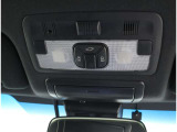 デュアルパワースライドドア&パワーバックドア装備!運転席周りのスイッチひとつで各ドアを自動で開閉でき楽々スムース♪スマートキーを携帯していれば、スイッチを押すだけで解錠&ドアオープンできます♪