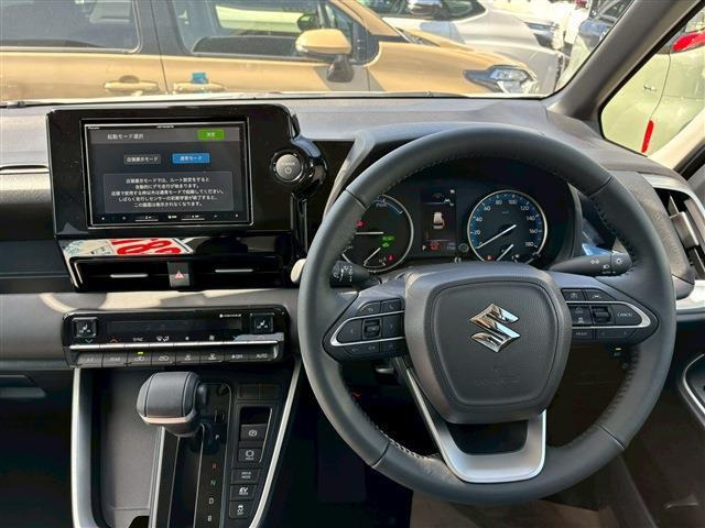 スズキ ランディ 1.8 ハイブリッド G の中古車詳細 (登録済未使用車