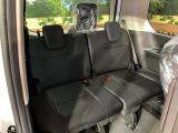 3列目シートはもちろん状態良好☆大人でもゆったりと座って頂けますので、大人数でのお出かけもラクラクです♪ご家族で、気の知れた仲間で、ドライブに行くのが楽しみですね♪