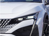 【ヘッドライト】省電力で長寿命の明るく運転しやすいLEDヘッドランプです。明るく照らすので暗い夜道からお客様を守ってくれます。