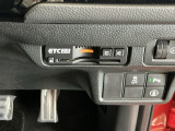 ETC2.0装備車です。高速道路の渋滞情報や静止画像提供などをナビとリンクして画面でお知らせします。また、高速道路の一時退出対象インターでは料金据え置きで一時退出もできます
