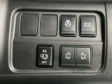運転席スイッチ部 人気装備の両側オートスライドドア付きで、とっても便利です!!