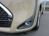 フロントフォグランプ付きでおしゃれな車です