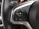 オーディオコントロールスイッチ付き!ハンドルを握ったままチャンネルや音量の調整が可能です。見た目以上に運転していると便利な機能なんですよ。