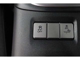 発進時や加速時の滑りやすい路面や、すべりやすい路面での横滑りをしないようサポートしてくれます!