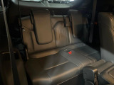 3列目シートはもちろん状態良好☆大人でもゆったりと座って頂けますので、大人数でのお出かけもラクラクです♪ご家族で、気の知れた仲間で、ドライブに行くのが楽しみですね♪