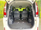 後席を格納すると、これだけの広さが!シーンに合わせたシートアレンジで、大きな荷物も積むことが出来ます♪