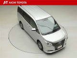 両側パワースライドドア付きだから、狭い駐車スペースなどでの乗り降りラクラク♪小さなお子さまのいるご家庭には嬉しい装備です。