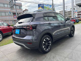フォルクスワーゲンの車は、速度無制限のアウトバーンを意識した安全対策が必要となります。