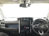 見通しのよいすっきりとした視界で、誰でも運転しやすいです。運転のしやすさは疲れにくさにも繋がりますよ♪