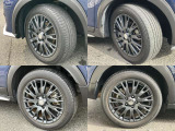 205/55R17 AUTECH専用純正アルミホイール装着。 左リアホイールにキズありです。