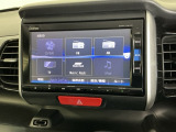 AVメニューはご覧の通り、様々なコンテンツに対応、ドライブを楽しく演出できます。詳しくはスタッフへお尋ねください