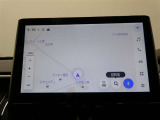 純正ナビを装備。タッチパネル式で使いやすく、お出かけもラクラクです。