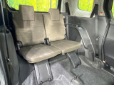 3列目シートはもちろん状態良好☆大人でもゆったりと座って頂けますので、大人数でのお出かけもラクラクです♪ご家族で、気の知れた仲間で、ドライブに行くのが楽しみですね♪