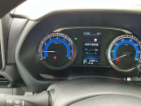 メーター内で様々な車の設定やデータの確認もできちゃいます!