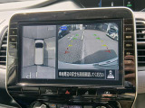 アラウンドビューモニター(全周囲カメラ)搭載!前席の液晶モニターに自車両を情報から撮影したような映像を表示♪車両周囲の状況を把握できるようにし、スムーズな駐車が可能になります!