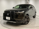 車名の由来:ヴェゼルはカットした宝石の小さな面(Bezel)とクルマ(Vehicle)を組み合わせた造語で、「角度によって表情を変える宝石のように、多面的な魅力と価値を持つクルマ」を意味する。