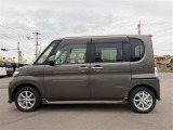 当店は、新車〜登録済未使用車、お買い得軽自動車まで、多数在庫しております♪軽自動車の事なら全て当店にお任せください!目玉車両もございますので、ぜひ一度軽ワールドへお越しくださいませ!