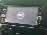 【純正ナビ】人気の純正ナビを装備。オーディオ機能も充実しており、Bluetooth接続すればお持ちのスマホやMP3プレイヤーの音楽を再生可能!毎日の運転がさらに楽しくなります!!