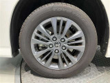 『トヨタ純正アルミホイール装着車になります!』スタイリッシュでとてもかっこいいですね♪