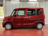 【スマートアシスト搭載車】 衝突回避支援ブレーキ機能(対車両・歩行者)、衝突警報機能(対車両・対歩行者)、誤発信抑制制御機能などの機能で安全な運転をサポートします。