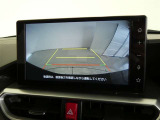 バックガイドモニターで、後方を確認しながら安心して駐車することができます。運転初心者も熟練者も必須の機能ですよ!