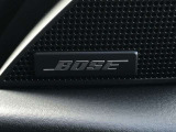 【BOSEサウンドシステム】高性能スピーカーで広がりのある、包み込むような音を体感してください。