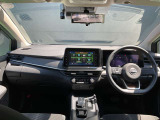フロントガラスが大きいので、広い視界でとても運転しやすいお車です(*'&omega;'*)