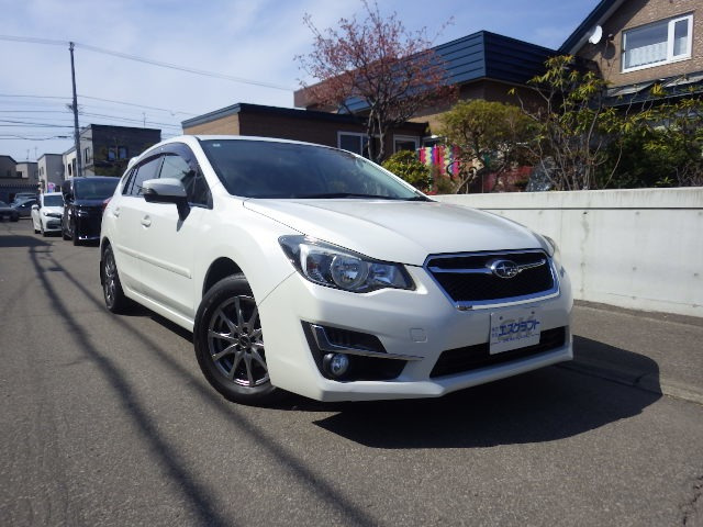 インプレッサスポーツ 2.0 i 4WD 社外ナビ フルセグTV バックカメラ