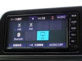 CD・ブルートゥースを使用することができます。