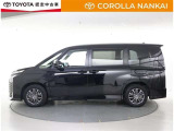 両側パワースライドドア付きだから、狭い駐車スペースなどでの 乗り降りラクラク!小さなお子さまのいるご家庭には嬉しい装備。