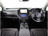 ドライバーが運転以外のことに気を遣うことなく、疲れにくく、安心・集中して運転ができる。SUBARUは視界設計をはじめ、操作パネルやシートのデザインなど細部にまでこだわっています。
