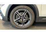 GLB GLB200d 4マチック AMGラインパッケージ 4WD 