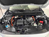 e:HEVでは、エンジン走行とモーター走行の巧みなスイッチによる高い効率性のもとで、Hondaらしい走りに夢中になることができます。