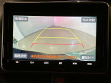 バックギアに入れて頂きますと、この様に後方が映し出されます!最終の確認はご自分の目と耳で必ず行ってください!安全第一で♪