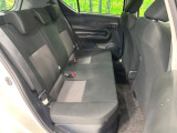コンパクトカーですが、セカンドシートは十分な広さがあり快適にお乗りいただけます♪シートを倒して大きな荷物を積んだりと、用途の幅が広い1台です。