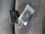 【スマートキー】キーを取り出さずに鍵を開閉できるスマートキーが2つあります