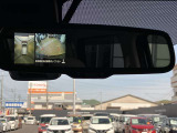 ◆アラウンドビューモニター付き自動防眩式ルームミラー◆後続車両のヘッドランプの明るさに応じて反射率を自動的に調整しまぶしさを軽減します!