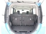 広々としたラゲージスペースを備えています。シートアレンジで大きなものや長さのある荷物もしっかりと積み込めます。