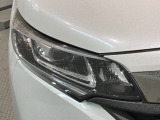 LEDヘッドライトは、点灯の瞬間から最大光量を発揮し、突然暗くなるトンネルなどでの安定感を高めます。