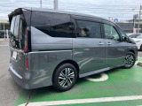 セレナ 1.4 e-POWER ハイウェイスターV 