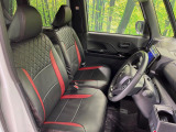 運転席シート廻りは使用感も少なく、良好な状態となっています。前オーナー様が丁寧に使っていたことがよくわかりますね。