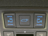 【パワーバックドア】スマートキーや運転席のボタンを押すだけでリアゲートが自動で開閉します!荷物を持っている時や、高い位置にあるバックドアを閉める際に便利な機能です♪
