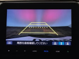 【バックカメラ】運転が苦手な方も車庫入れラクラクです!ギアをリバースに入れれば自動的に切り換わりますので、面倒な操作は不要です♪狭い駐車場もお車を傷つけず安心ですね!